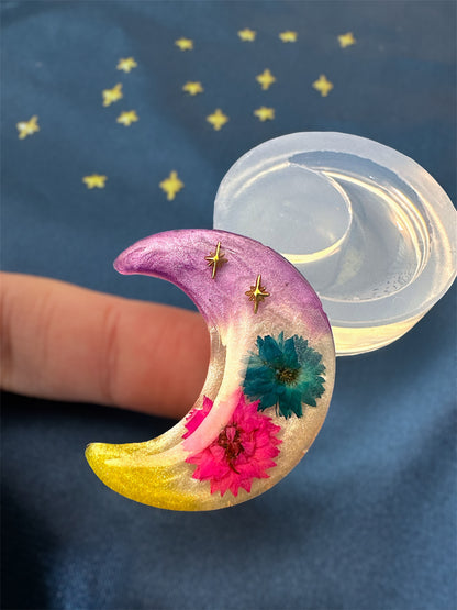 3.5cm Predomed Moon Silicone Mold for Resin Worry Stone Brooch Magnet