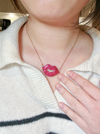 Predomed Kissy Lip Necklace Mold