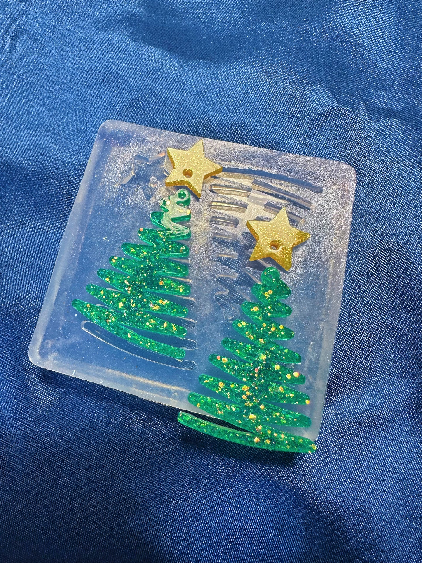 Stroke Christmas Tree with Stars Dangle Earring Mold