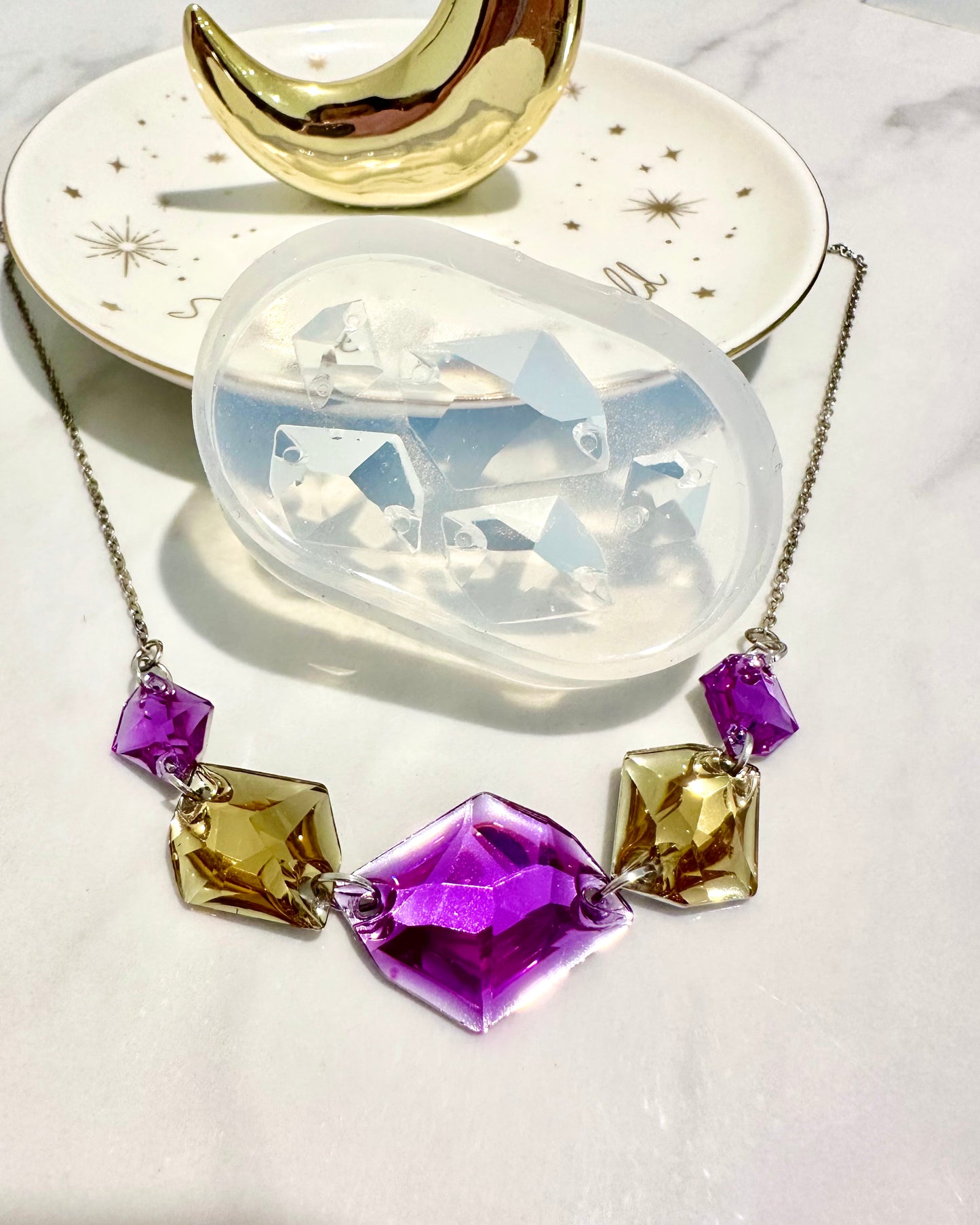 Irregular Faceted Gemstone Necklace Bracelet Mold