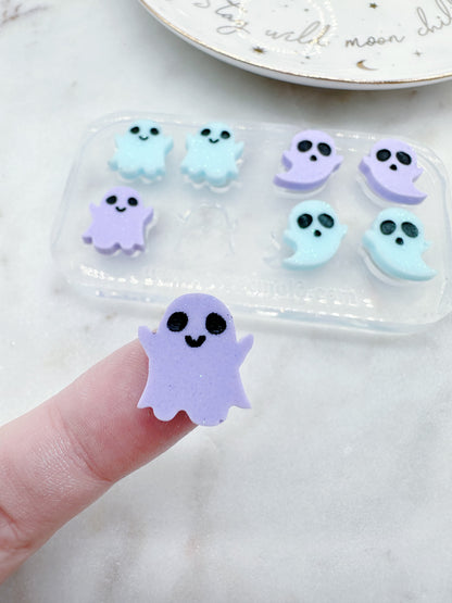 Mini ghost duo stud set Mold