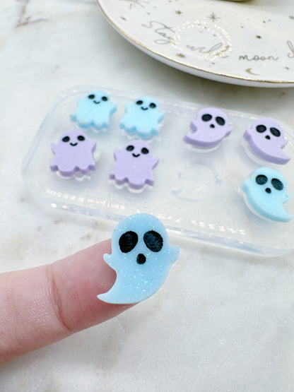 Mini ghost duo stud set Mold