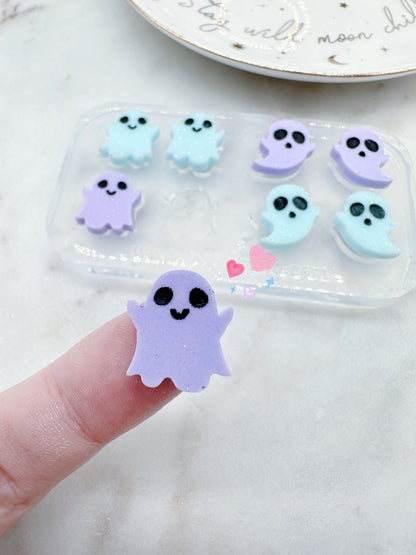 Mini ghost duo stud set Mold