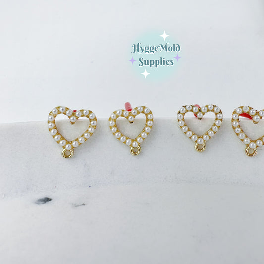8 Pcs Pearl Heart Earring Posts