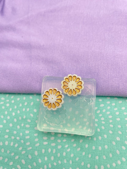 Versatile Engraved Flower Stud spinner Earrings Mold