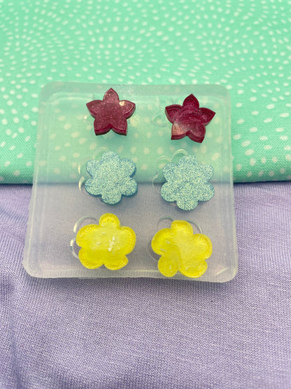 Assorted Mini Flower Stud Trio Value Mold