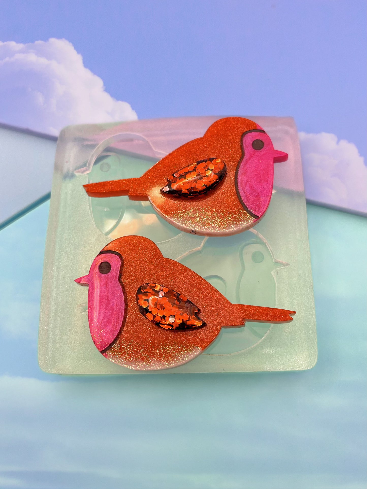 2022 Small 4 cm Layered Robin Brooch Dangle Earring Mold with Predomed wing