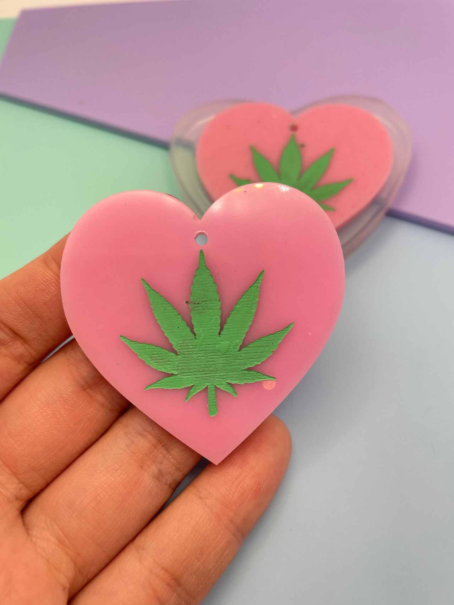 5 cm Marijuana Weed Cannabis Heart Dangle Earring Keychain Mold