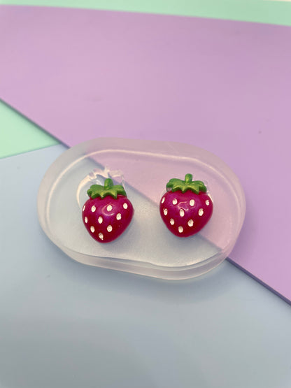 1.9 cm 3D Strawberry Stud Earring Mold