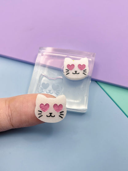 1.6 cm Cute Heart-eyed Cat Face Stud Earring Mold