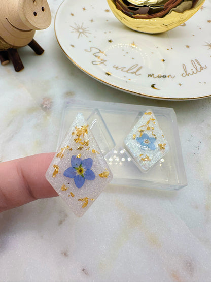 Pre domed diamond Stud earring mold