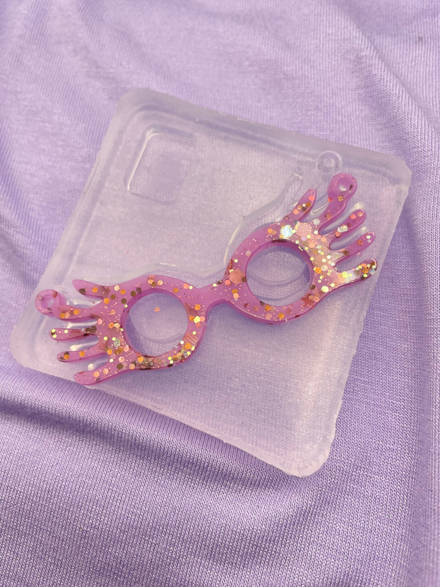Magical Witchcraft glasses Spectrespecs Necklace pendant mold
