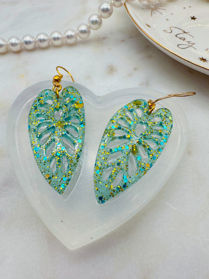 Beautiful 3.8 cm Heart-shaped Leaf Dangle Earring mold