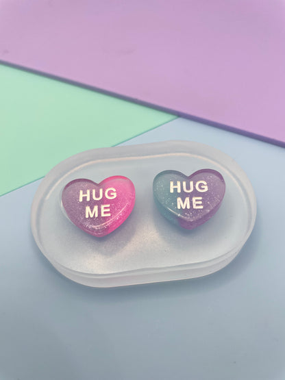 1.9 cm Hug Me Slogan Heart Stud Earring Mold