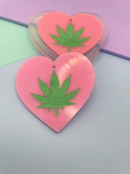 5 cm Marijuana Weed Cannabis Heart Dangle Earring Keychain Mold