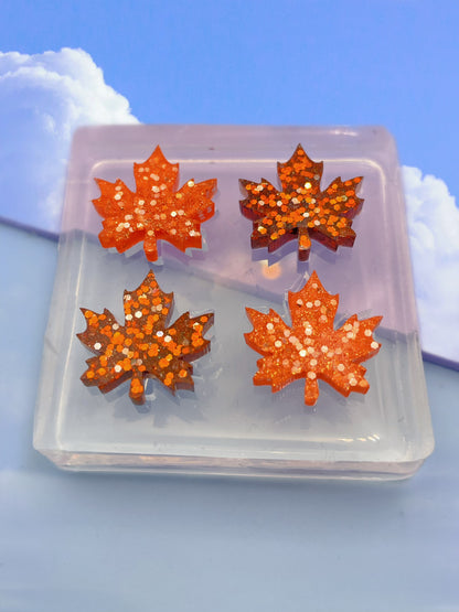 Mini Autumn Maple Leaf Stud Mold