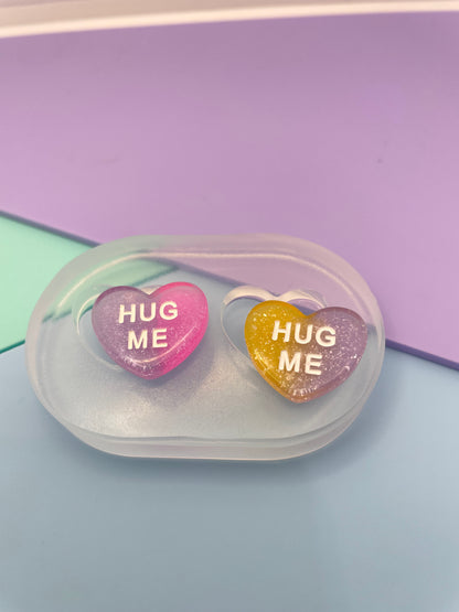 1.9 cm Hug Me Slogan Heart Stud Earring Mold