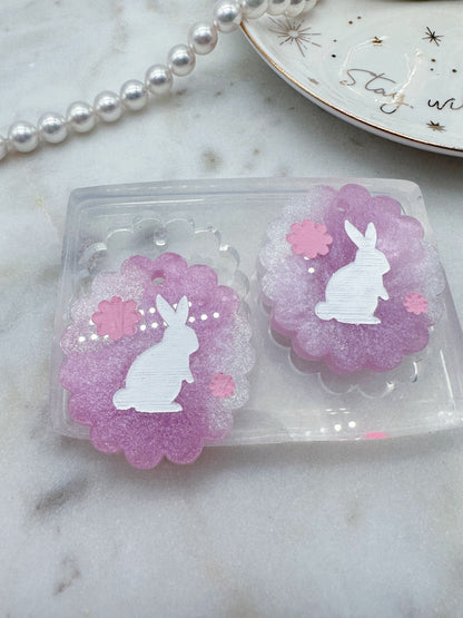 4 cm Bunny and Flowers Scalloped Oval Dangle Earring Mold