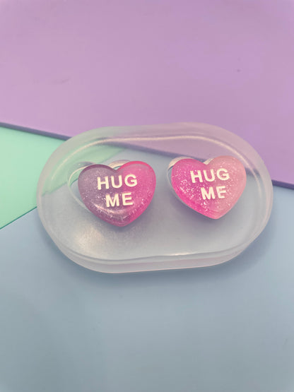 1.9 cm Hug Me Slogan Heart Stud Earring Mold