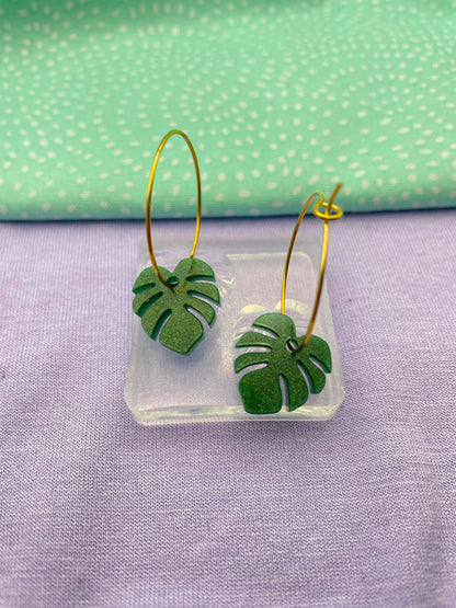 Mini 1.5 cm Monstera Leaf Dangle Earring Mold