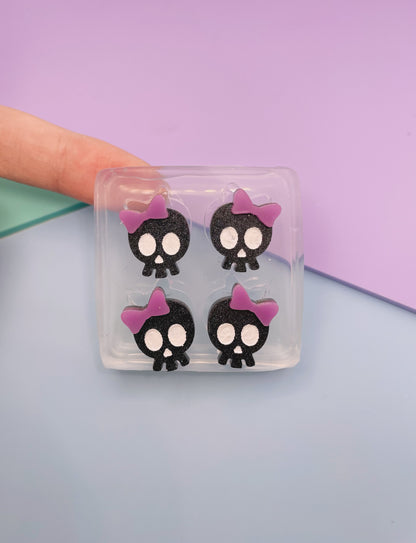 1.7 cm Mini Ribbon Skull Stud Earring Mold Halloween